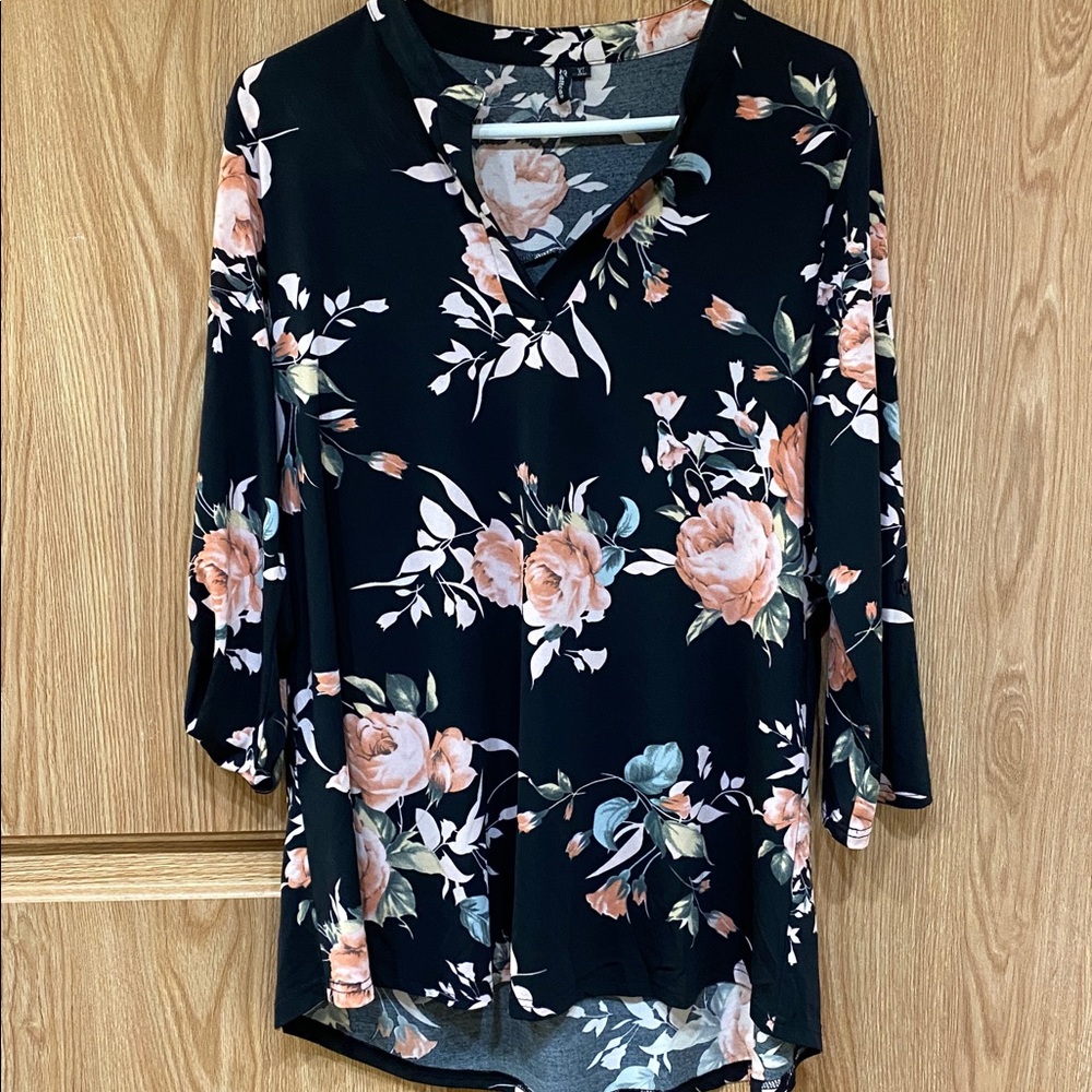 Black and pink  Floral Tunic Top